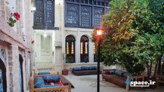 اقامتگاه بوم گردی عمارت قاجاریه - شیراز